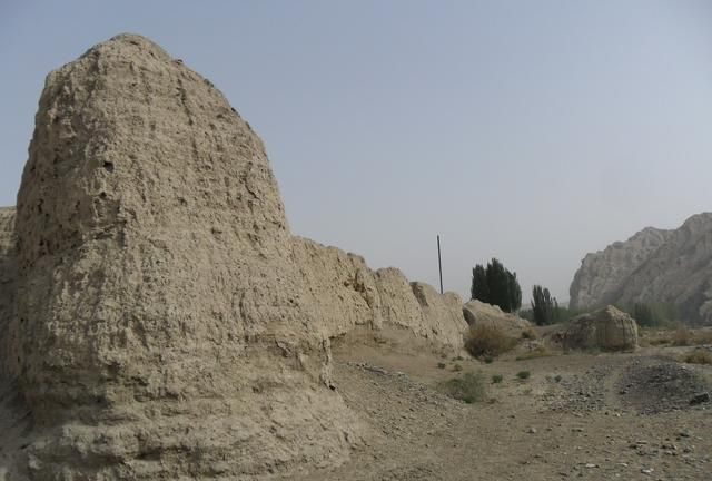 新疆库车的龟兹古城，在张骞出使西域前后，曾有这样的详细描述