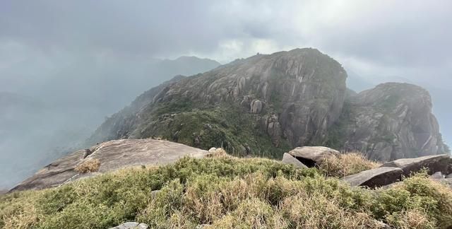 爬潮汕最高峰凤凰山，去喝一壶凤凰单丛茶