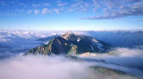 重庆十大旅游景点，重庆旅游必去景点