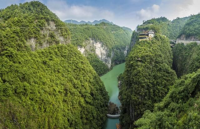 湖北省最值得去的十大景点，看看你都打卡过几个？