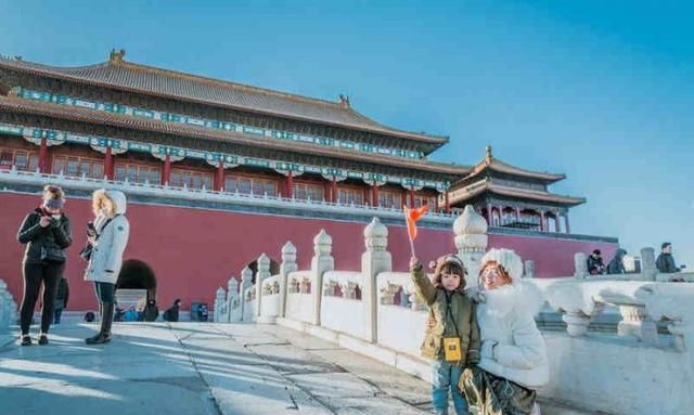 两人去北京游玩5天4晚需要多少费用，去北京五日游玩行程推荐分享