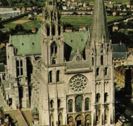 上十大著名的哥特式建筑,安特卫普大教堂，也称为圣母大教堂，是位于比利时安特卫普的罗马天主教大教堂