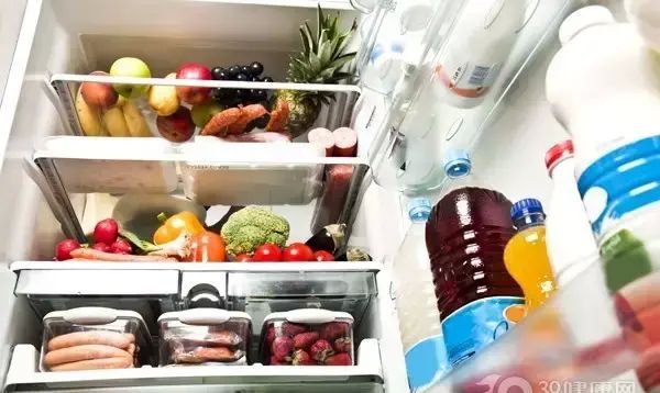 冰箱里的食物过了保质期还能吃吗图2