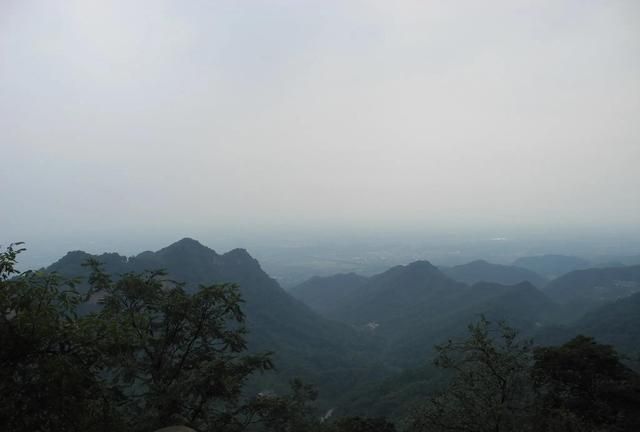 四川青城山，这篇旅游攻略，让你如何玩转前身与后山，避免误区