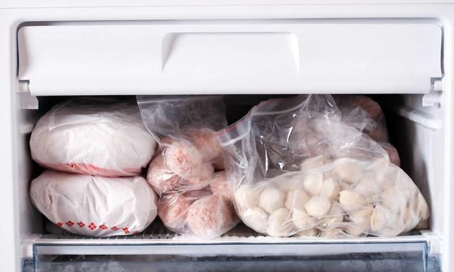 肉能长期冷冻在冰箱里吗？多久会变成僵尸肉？吃了对健康不利