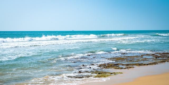 呆呆岛，海南不可错过的小岛之一，被誉为“中国最美的无人沙滩”