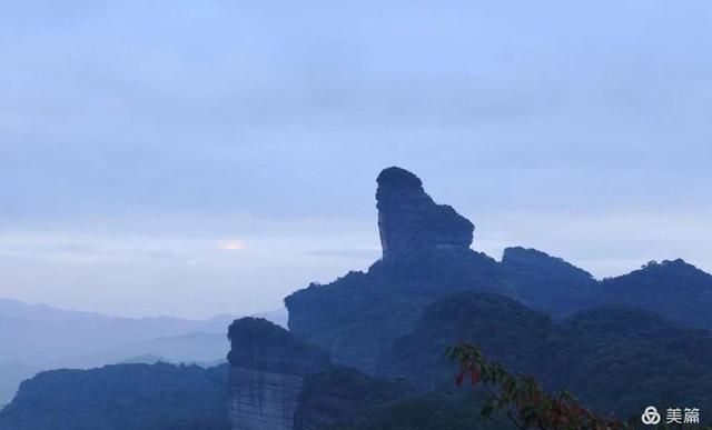 中国红石公园岭南第一奇山--丹霞山