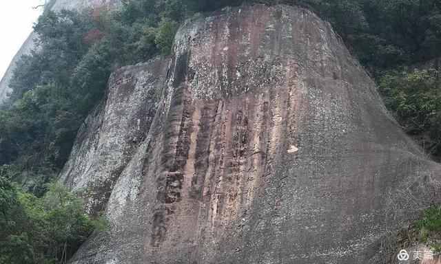 中国红石公园岭南第一奇山--丹霞山