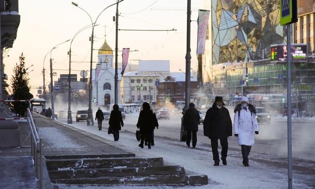 ​俄罗斯西伯利亚地区遭遇百年不遇极寒天气 最低气温达零下49摄氏度
