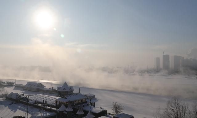 ​俄罗斯西伯利亚地区遭遇百年不遇极寒天气 最低气温达零下49摄氏度