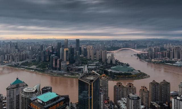 重庆网红景点打卡一日游线路推荐！包括云端之眼、洪崖洞、解放碑