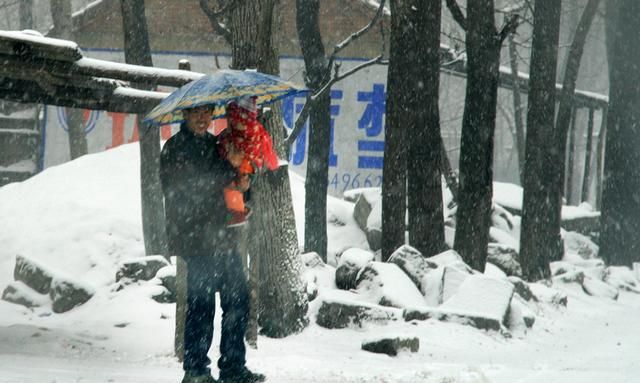 如何拍摄飞飘着的雪(如何拍清楚天上的飘雪)图5