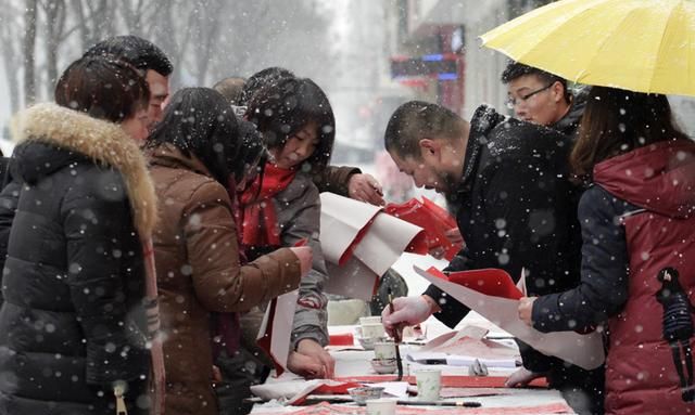 如何拍摄飞飘着的雪(如何拍清楚天上的飘雪)图7