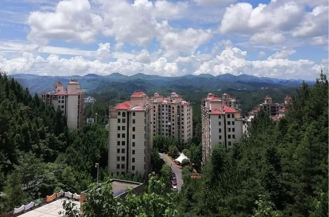 中国最值得去的10座夏季康养城市，空调用不到，小住几日很舒服