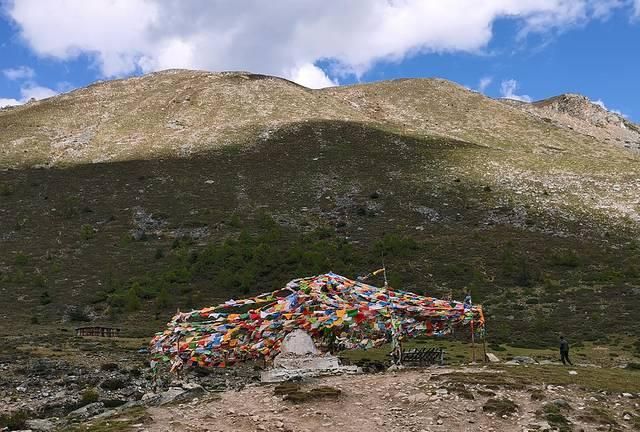 以“康定情歌风景区”自傲的木格措