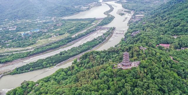 成都12个名胜古迹景区，大部分游客只去过都江堰跟青城山