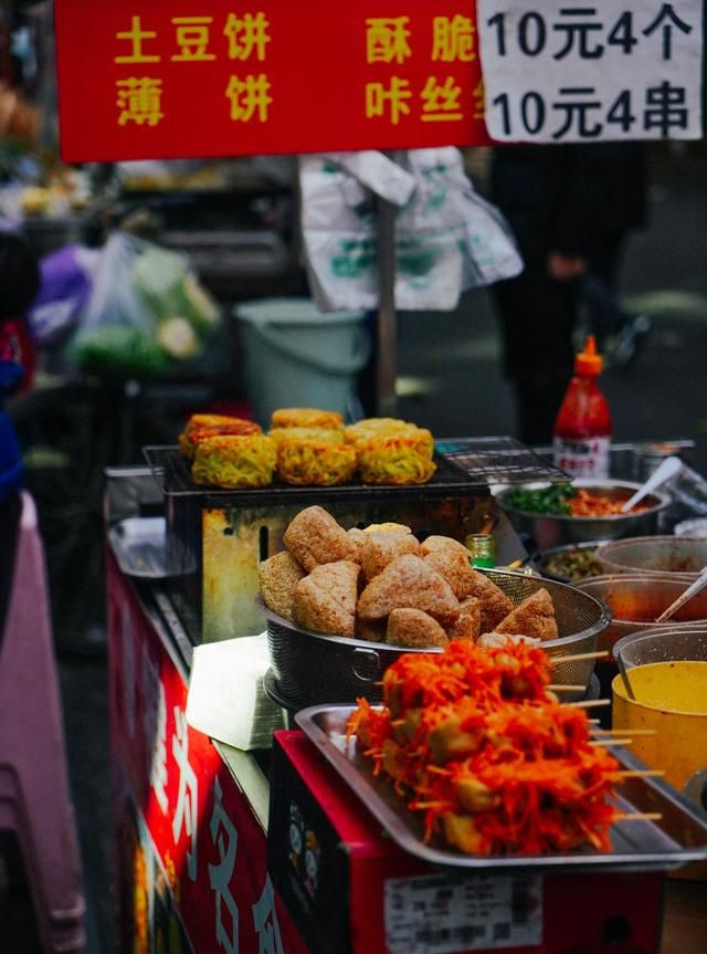 回家后三个月，想起来依旧流口水的美食小城：乐山（一日游攻略）