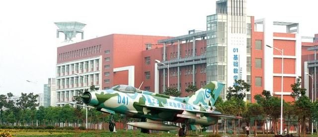 郑州航空工业管理学院、桂林航天工业学院和北华航天工业谁更强？