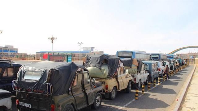 中蒙边境城市二连浩特自驾旅游攻略，特别适合两到三天的旅程