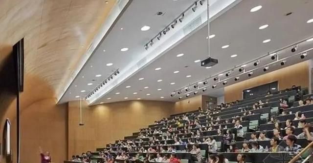 为什么中国的大学，不搞单人宿舍？