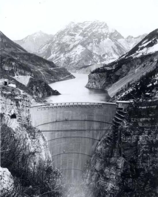 三峡大坝的使用“寿命”是多久？如果到期拆除，到底有哪些影响？