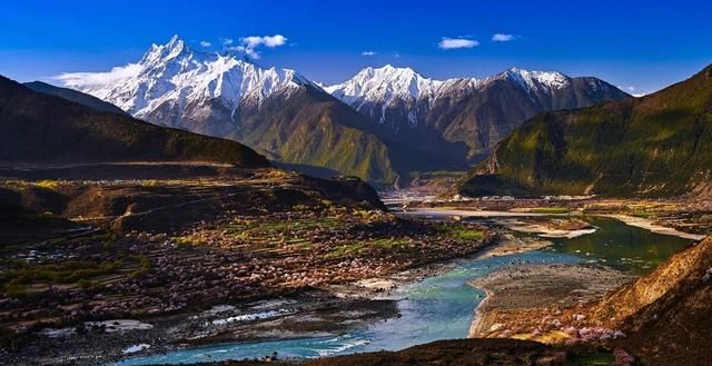 西藏林芝旅游景点介绍，去林芝必去的五个景点推荐，林芝著名景点