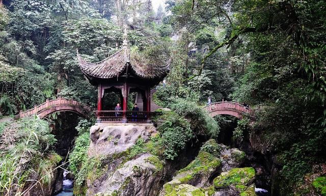 峨眉山旅游怎么去？峨眉山旅游交通攻略和注意事项！