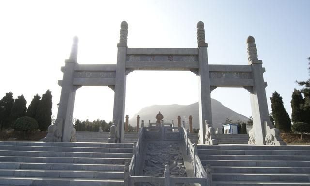 大唐帝陵的旅游开发情况：有3个收费的，唐太宗昭陵不是最贵的
